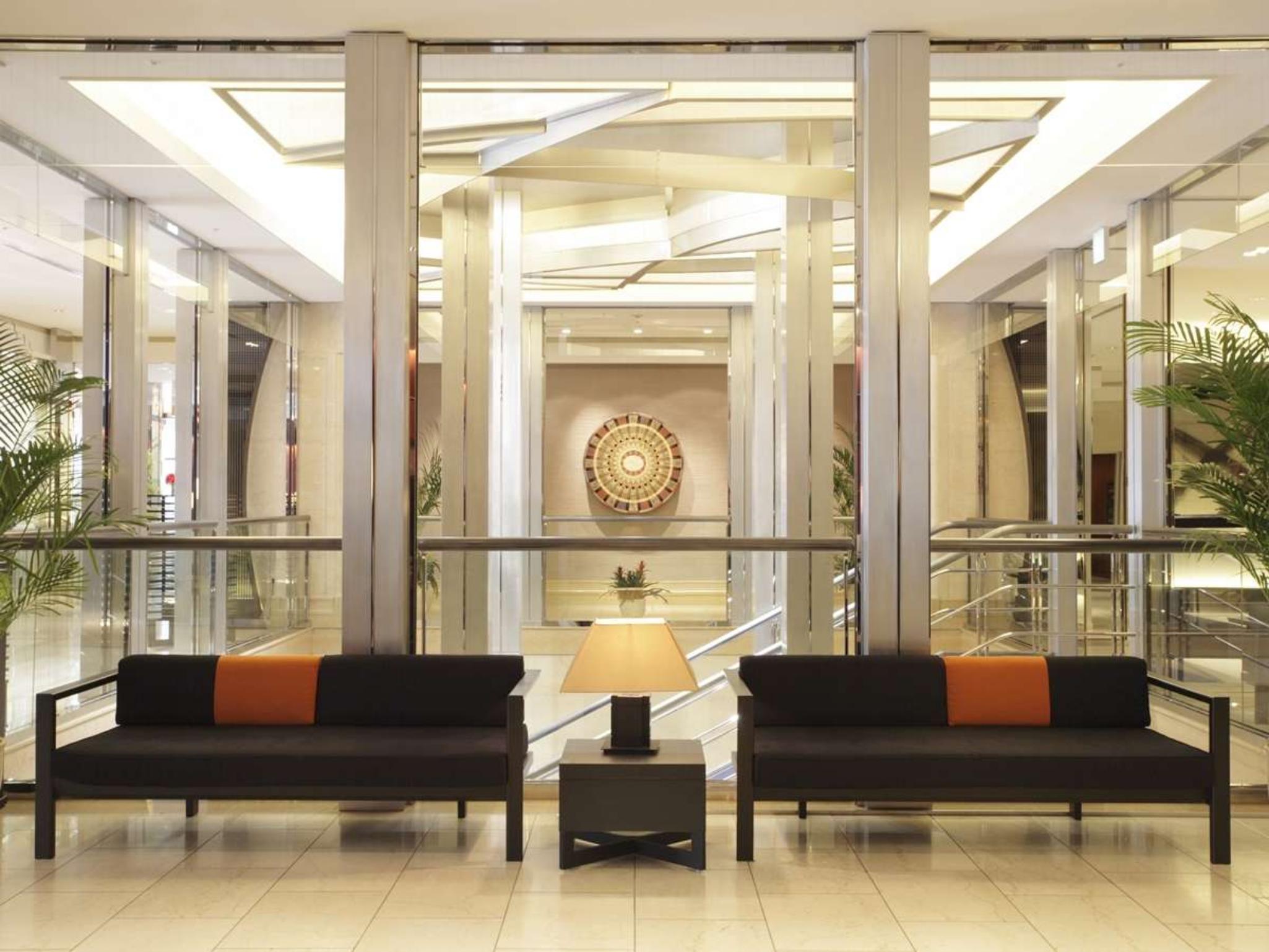 Courtyard By Marriott Tokyo Ginza Hotel Экстерьер фото